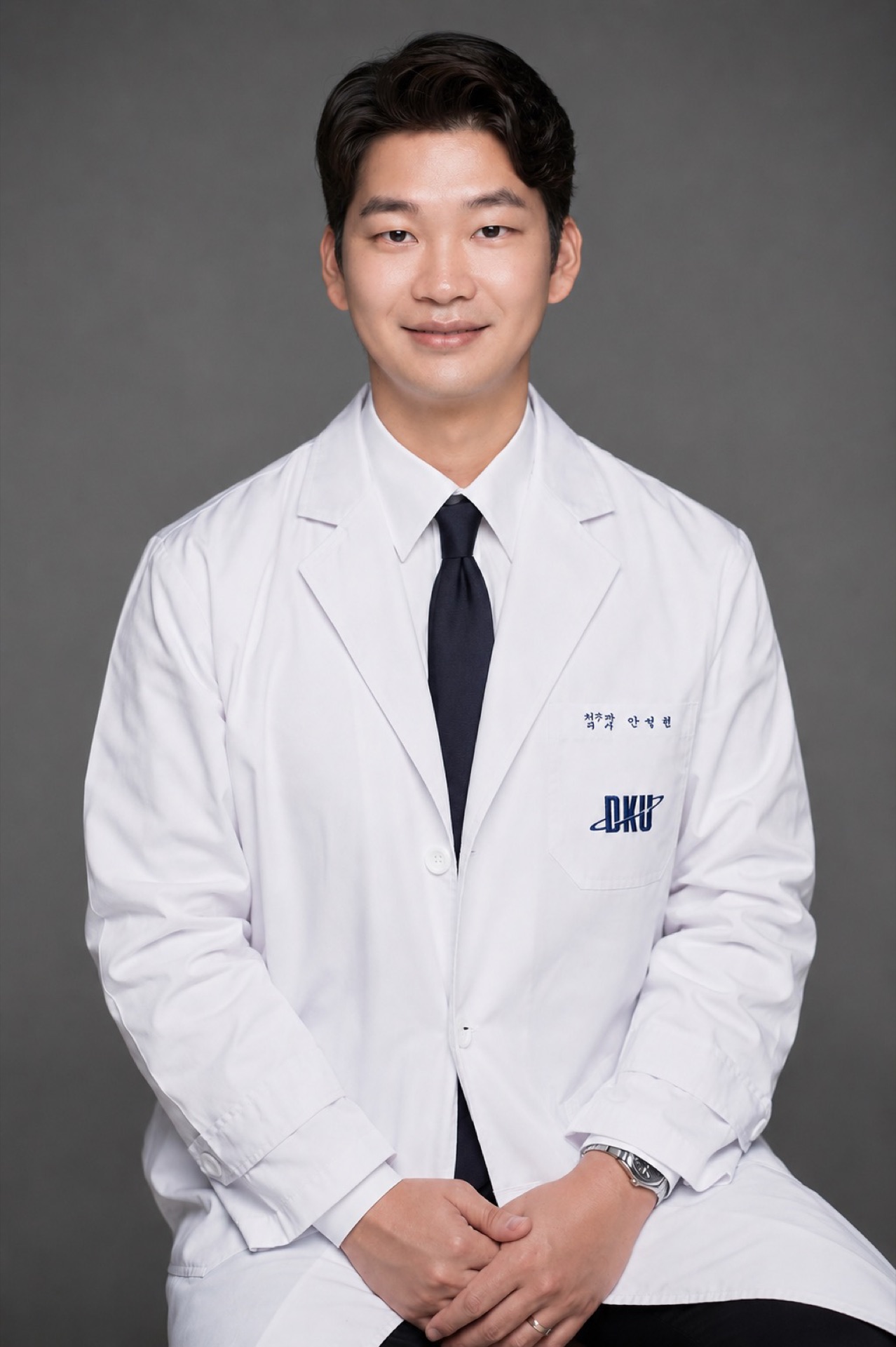 안일섭 치주과원장